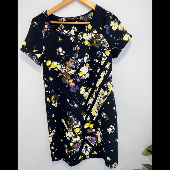 Dex Black short sleeve dress size small - Picture 1 of 8